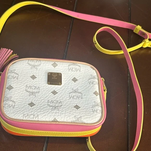 MCM pink/yellow/orange crossbody - Picture 4 of 11